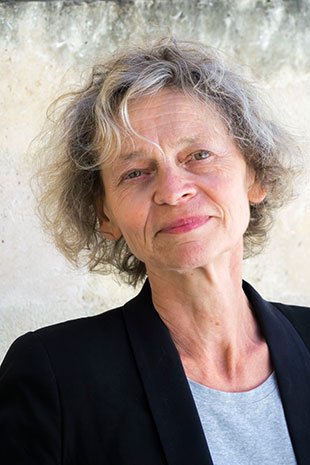 anne houdy portrait